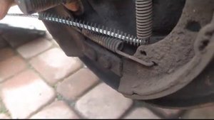 Замена тросика ручника Geely ck