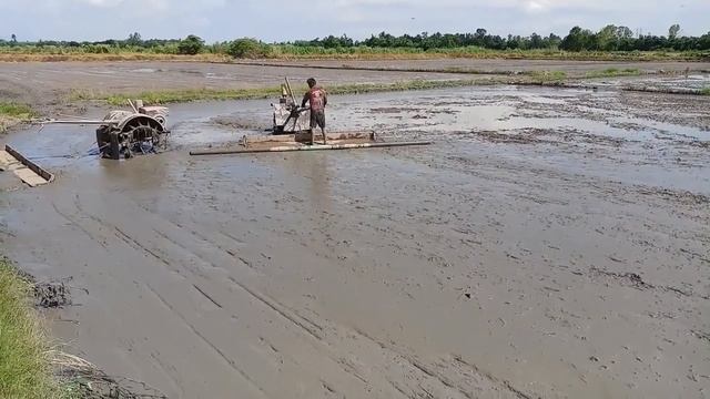 Невероятная САМОДЕЛЬНАЯ сельхозтехника | Incredible DIY Farm Equipment