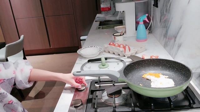 Добрый утро Россия приятный Вам завтрак готовить жареный яйцо смотреть онлайн