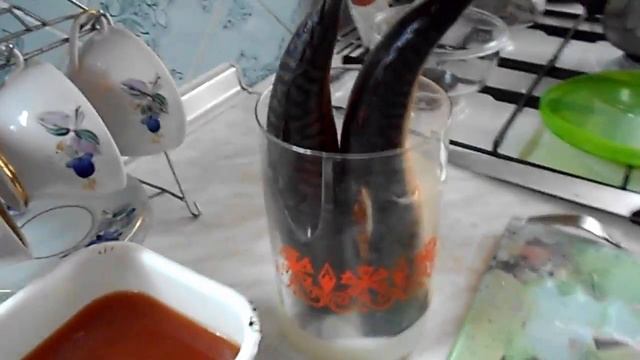 СКУМБРИЯ В ЛУКОВОЙ ШЕЛУХЕ БЕЗ ЧАЯ )