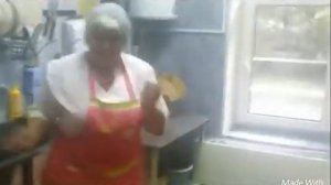 Татьяна исполняет