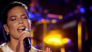 Halsey & Kelsea Ballerini Perform 'Without Me' | CMT Crossroads