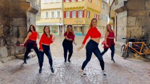 LA BACHATA | ZUMBA FITNESS | with Petroula
