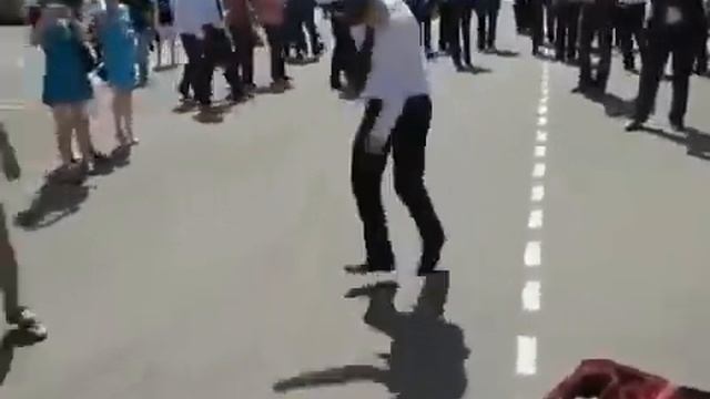 Танцы.Вологодское ВИПЕ Pendulum - Blood Sugar 2010 FULL v. смотреть онлайн