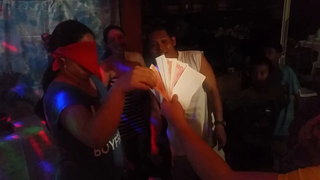 Very funny money game! смотреть онлайн