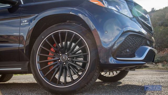 2018 Mercedes-AMG GLS63 vs. Porsche Cayenne Turbo S смотреть онлайн