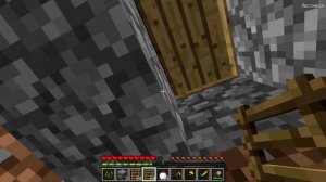 Я СКРЫВАЮСЬ ОТ ХАГГИ ВАГГИ ПОД КРОВАТЬЮ В МАЙНКРАФТ POPPY PLAYTIME MINECRAFT