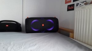 JBL Partybox 110 | Bass test Indoors 50% Vol. ???