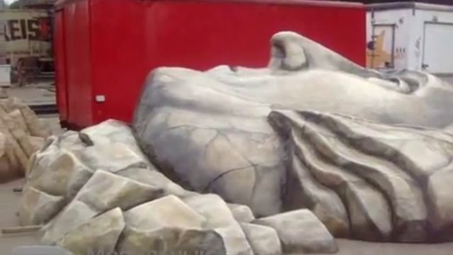 Демонтаж аттракционов в Парке Горького смотреть онлайн