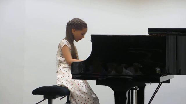 Victoria Burakova-Lorgnier. S. Maïkapar. A la forge. Examen au Conservatoire d'Aix-en-Provence. смотреть онлайн