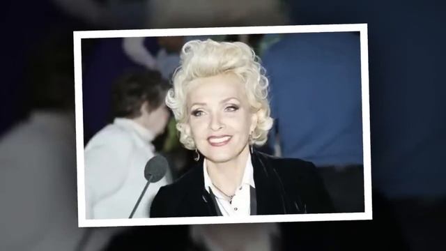 10 минут назад! Пошли на выход из страны! Охамевшим Вайкуле и Галкину влепили звонкие пощечины смотреть онлайн