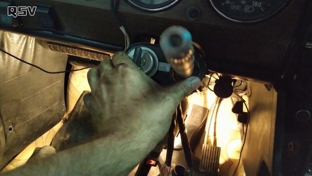 Центровка рулевого редуктора и рулевого вала! Чтоб легко крутился руль сделай это! ВАЗ 2106 смотреть онлайн