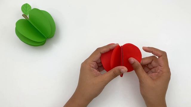 How To Make Easy 3D Paper APPLE For Kids / Nursery Craft Ideas / Paper Craft Easy / KIDS crafts смотреть онлайн