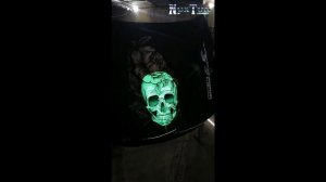 Светящаяся аэрография с краской Нокстон