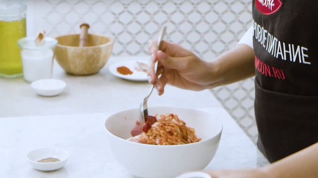 КАК ПРИГОТОВИТЬ ШАШЛЫК ДОМА ЗА 1 ЧАС? Без мангала! (+соус ЦАЦИКИ). смотреть онлайн