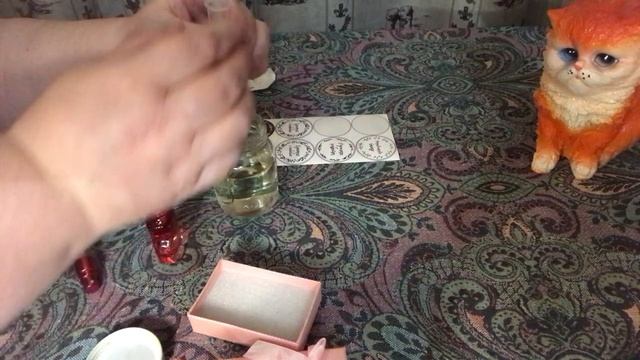 Собираю подарок - ДУХИ РУЧНОЙ РАБОТЫ. #мыловарение#духиручнойработы#ароматныеподарки. смотреть онлайн