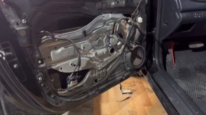 Замена штатных динамиков в Kia cerato на DL Audio barracuda 165
