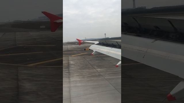 Airbus A320 Landing At ChongQing JiangBei Airport