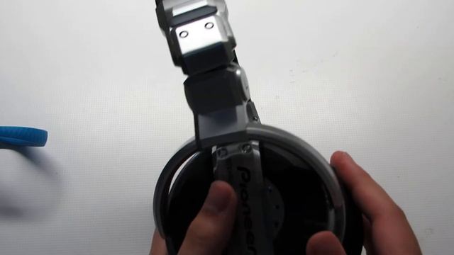 Pioneer HDJ-1000 DJ style headphones review! смотреть онлайн