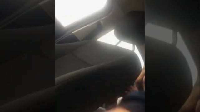 Вези меня Мразь. Девушка истерично орёт на таксиста смотреть онлайн