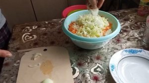 Салат из редьки маргеланской. Очень простой, вкусный и полезный салат.