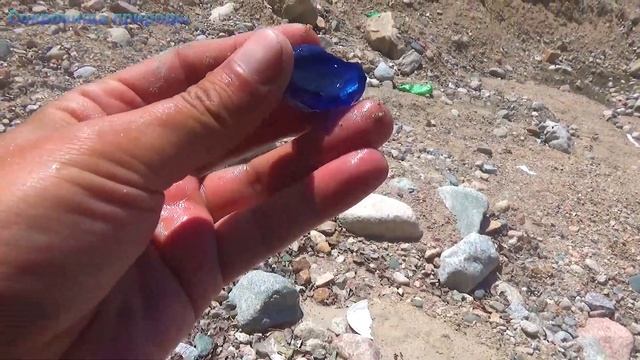 В природе каких только нету камней и по цвету и по весу