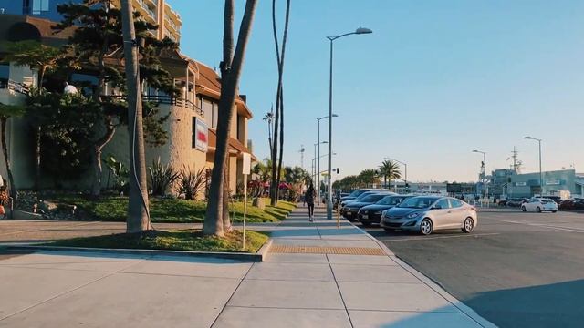 Авианосцы, роскошные круизные лайнеры и эксклюзивная детская площадка на набережной Сан-Диего