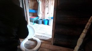 Теплый туалет в саду. Теплая седушка унитаза своими руками :-)