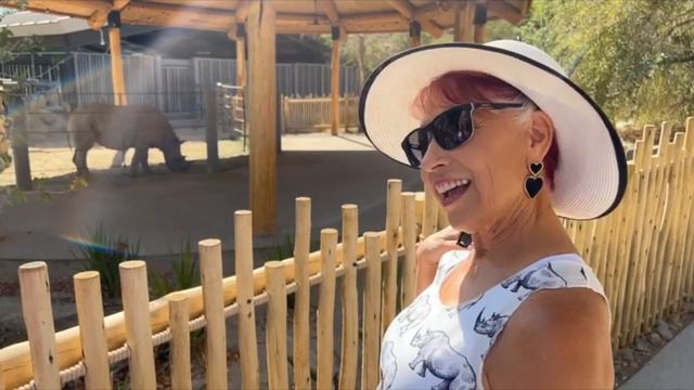 Rhino Savanna at the Living Desert смотреть онлайн