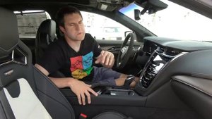 Cadillac CTS-V 2019 года - это безумно быстрый люксовый седан