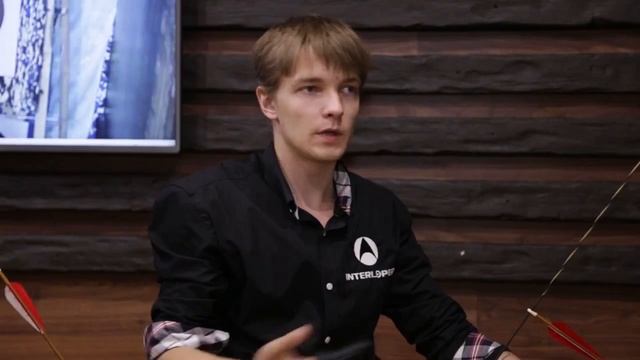 Традиционный лук: Английский Длинный лук (лонгбоу) — Обучение стрельбе с Интерлопер смотреть онлайн