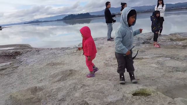 Sulphur Point, Rotorua, Newzealand Thermal Explorer смотреть онлайн