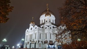 Колокольный звон в храме Христа Спасителя после всенощной 13.10.2021