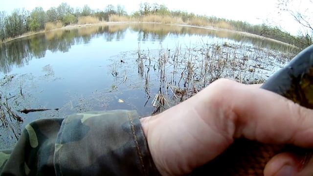 ЛОВЛЯ ПРОБКОЙ . ВЕСЕННЯЯ РЫБАЛКА .