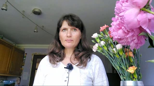 ЛЕНА ХЭППИ ОЧЕНЬ МНОГОГРАННАЯ ЛИЧНОСТЬ! КОММЕНТАРИИ ПОД  'АМЕРИКА В ПИСЬМАХ.' ЖИЗНЬ В ВЕЛИКОБРИТАНИ