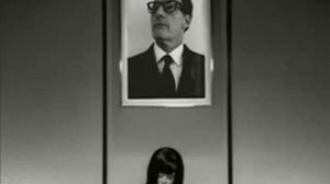 Kelly Osbourne - One World