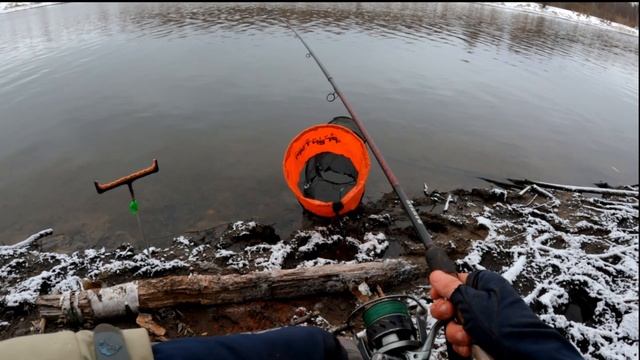 Борода на рыбалке. Рыбалка на реке. Место для рыбалки. Рыбалка видео.