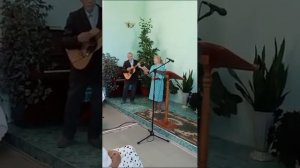 Меня сердце влечёт.