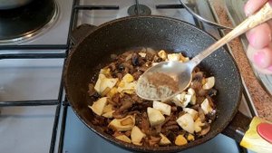 ШАМПИНЬОНЫ С ЯЙЦАМИ.ТОЧНО ТАК, ЕЩЕ НЕ ГОТОВИЛИ.
