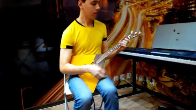 Бюджетная балалайка прима с пьезодатчиком