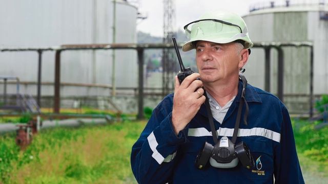 Фоторепортаж о деятельности Батумского нефтяного терминала и Батумского морского порта смотреть онлайн