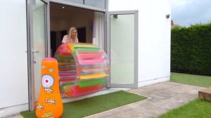 Gaby and Alex play Outdoor Games & Activities for children