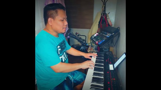 Old Photograph Short Cover смотреть онлайн