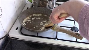 Полезный и вкусный салат из проростков маша (золотистой фасоли ) по-корейски.