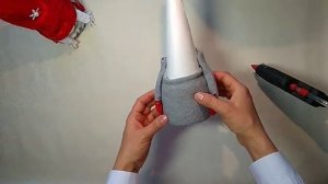 Как сделать скандинавского гнома быстро// Идея новогодней  поделки//Scandinavian gnomes