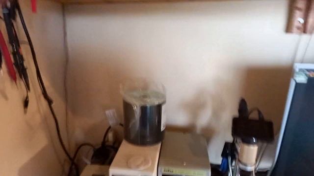 Midiendo voltaje en fuente de monitor ViewSonic VG1921wm смотреть онлайн