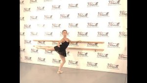 "PIROUETTE" 14.14.01 Fouetté поворот через passe на 90% к палке и от палки