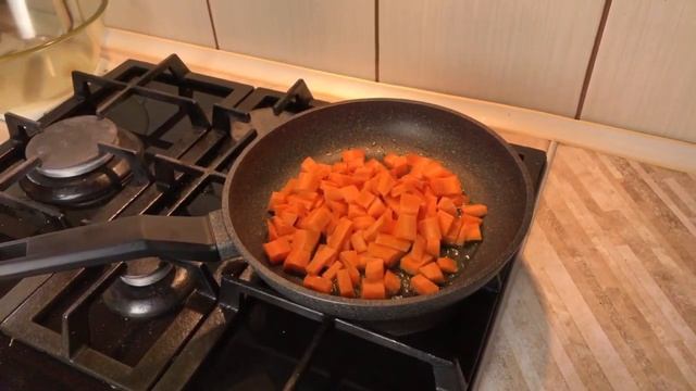 Картошка в горшочках с овощами и сыром (ГОТОВЛЮ ПОСТОЯННО) смотреть онлайн