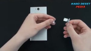 Sony Xperia XA2 Insert The SIM Card