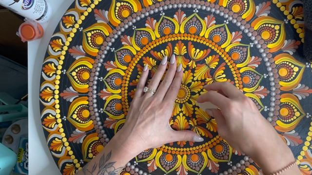 "How do you erase the guide marks?" | Dot Mandala Painting смотреть онлайн